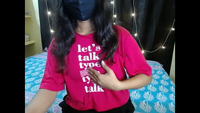 Snapshot of Vanya_7 chatting on November 22, 7:40 am Vanya 7 online show from November 22, 7:40 am