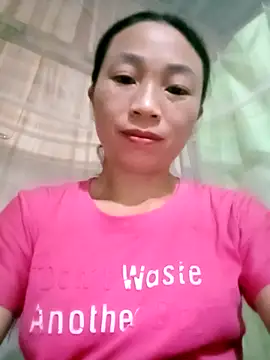 lucybaby00 online show from October 15, 7:25 pm