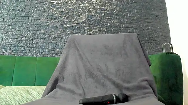 AnneSins online show from October 6, 7:00 pm