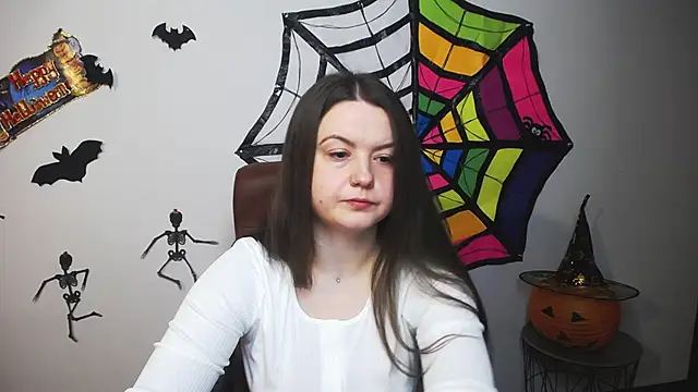 Snapshot of MavkaCute chatting on October 18, 6:08 pm MavkaCute online show from October 18, 6:08 pm