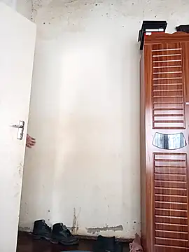 Snapshot of small_D94 chatting on November 9, 9:40 am small D94 online show from November 9, 9:40 am