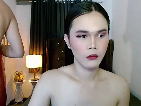 Snapshot of airyloove chatting on September 8, 10:42 pm airyloove online show from September 8, 10:42 pm