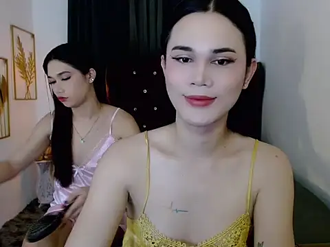 Snapshot of airyloove chatting on October 18, 11:38 pm airyloove online show from October 18, 11:38 pm