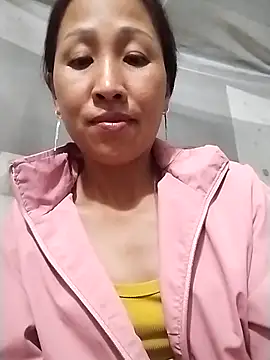 cute love00 online show from November 8, 10:15 am