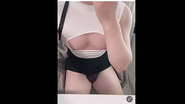 owneeeeb online show from October 9, 11:47 pm