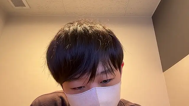 Snapshot of akkan_6868 chatting on November 14, 8:02 am akkan 6868 online show from November 14, 8:02 am