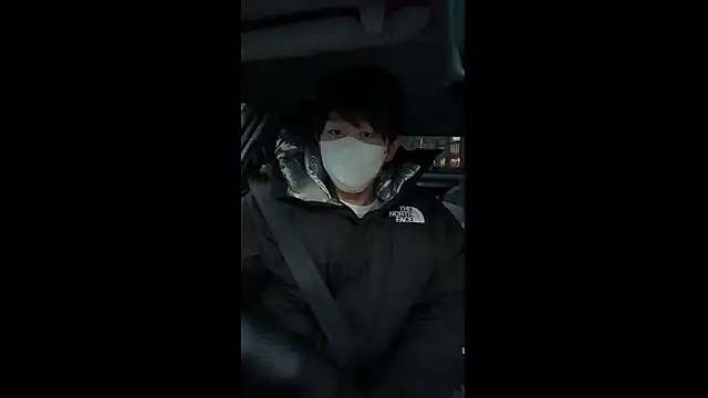 Snapshot of akkan_6868 chatting on December 13, 9:53 pm akkan 6868 online show from December 13, 9:53 pm