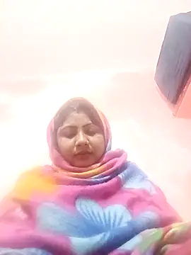 Snapshot of Apkisona8 chatting on December 5, 8:34 am Apkisona8 online show from December 5, 8:34 am