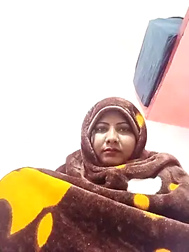 Snapshot of Apkisona8 chatting on December 19, 1:12 am Apkisona8 online show from December 19, 1:12 am