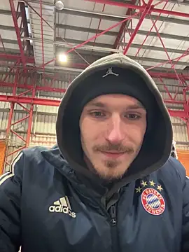 Snapshot of DeepShuk56 chatting on December 18, 6:41 am DeepShuk56 online show from December 18, 6:41 am