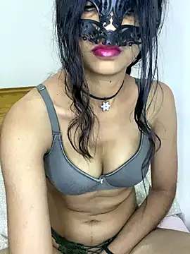 Snapshot of Elinacam chatting on November 14, 6:45 am Elinacam online show from November 14, 6:45 am