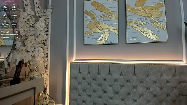 ellette   online show from September 14, 7:13 pm