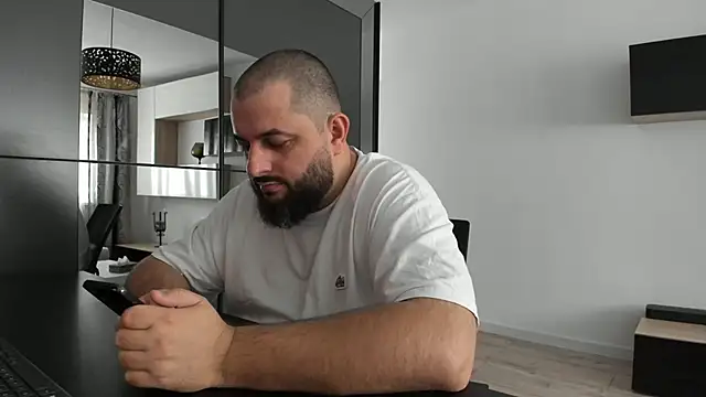 Snapshot of DravenPeak chatting on September 17, 9:11 am DravenPeak online show from September 17, 9:11 am