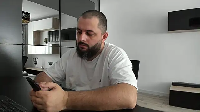 Snapshot of DravenPeak chatting on September 23, 12:08 pm DravenPeak online show from September 23, 12:08 pm