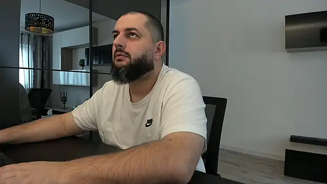 Snapshot of DravenPeak chatting on October 23, 12:59 pm DravenPeak online show from October 23, 12:59 pm