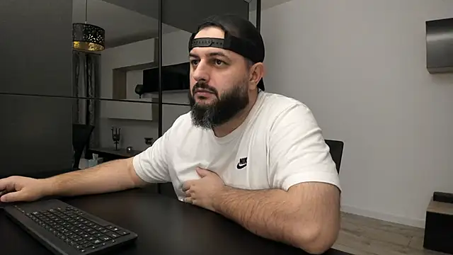 Snapshot of DravenPeak chatting on October 29, 5:14 pm DravenPeak online show from October 29, 5:14 pm