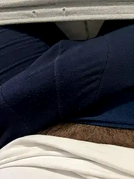 Kuaker077 online show from October 5, 8:51 pm