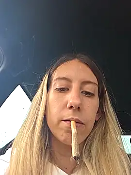 Snapshot of PetiteSecrets chatting on September 29, 2:00 pm PetiteSecrets online show from September 29, 2:00 pm