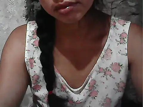 oceanlover23 online show from October 16, 11:50 pm