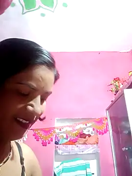 Snapshot of Mohini-xx chatting on December 3, 11:14 pm Mohini-xx online show from December 3, 11:14 pm