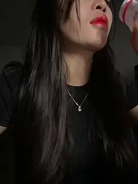 Snapshot of Lissa_xinh09 chatting on October 18, 12:50 pm Lissa xinh09 online show from October 18, 12:50 pm