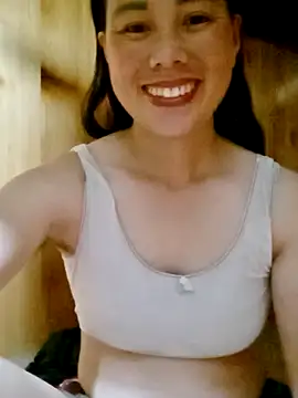 Snapshot of LyyChac chatting on September 10, 7:52 am LyyChac online show from September 10, 7:52 am