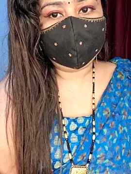 indian-hotmilfs online show from March 31, 7:03 pm