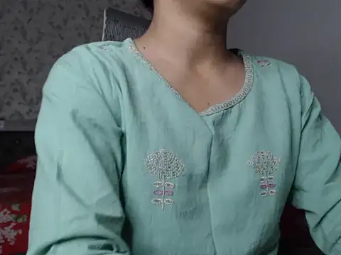 Snapshot of snow_white123 chatting on September 25, 8:01 pm snow white123 online show from September 25, 8:01 pm