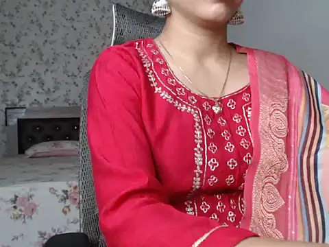 Snapshot of snow_white123 chatting on October 9, 8:29 pm snow white123 online show from October 9, 8:29 pm