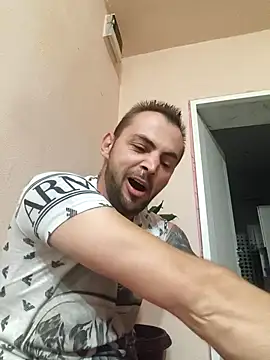 Snapshot of papichulo0099 chatting on November 9, 3:16 am papichulo0099 online show from November 9, 3:16 am