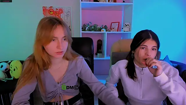 lizzie boom online show from October 2, 5:36 am