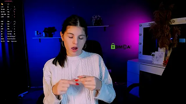 lizzie boom online show from October 4, 8:45 am