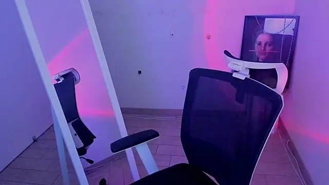 Sandra Curly online show from April 18, 7:58 pm