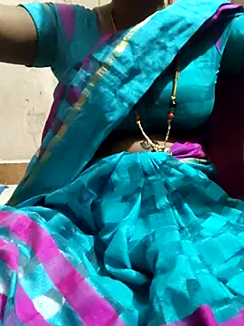 Snapshot of p0a8 chatting on October 12, 4:39 pm p0a8 online show from October 12, 4:39 pm