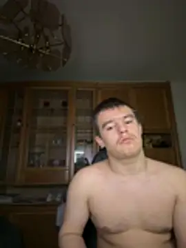 pussyhunter323557 online show from February 13, 7:32 pm