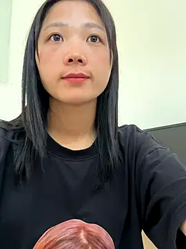 thaoyeuuu online show from October 13, 5:40 am