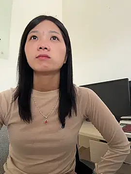 thaoyeuuu online show from October 22, 5:08 am