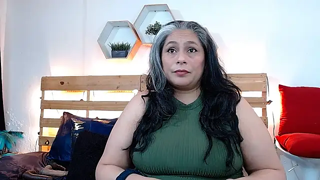 Snapshot of sheila_reeves2772 chatting on October 1, 4:57 pm sheila reeves2772 online show from October 1, 4:57 pm