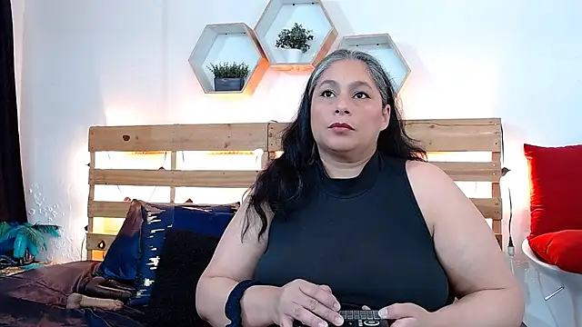 Snapshot of sheila_reeves2772 chatting on November 24, 4:18 pm sheila reeves2772 online show from November 24, 4:18 pm