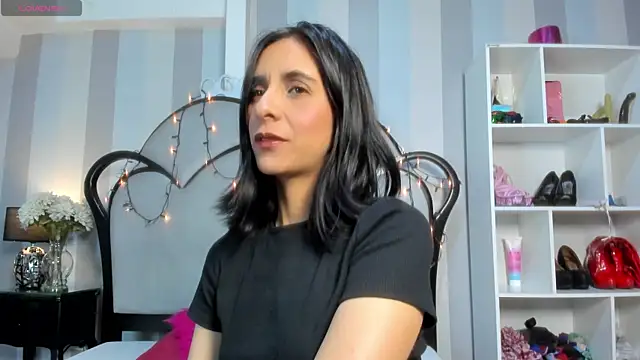 MiaAmore  online show from January 9, 7:15 pm