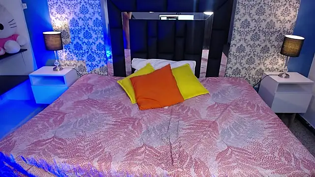 Nayla Monroe online show from September 26, 3:54 am