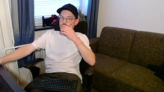 ChefDeLust online show from November 10, 3:00 pm