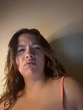 Snapshot of destiny69col chatting on November 26, 1:06 am destiny69col online show from November 26, 1:06 am