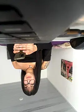 Snapshot of lilitth777 chatting on November 18, 3:49 pm lilitth777 online show from November 18, 3:49 pm