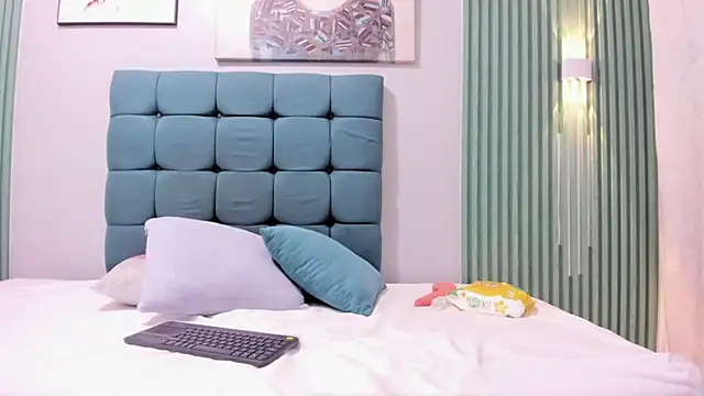 Snapshot of Dianita_bitch chatting on November 12, 11:54 am Dianita bitch online show from November 12, 11:54 am