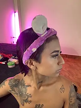 Dirty isabella18 online show from October 21, 7:58 pm