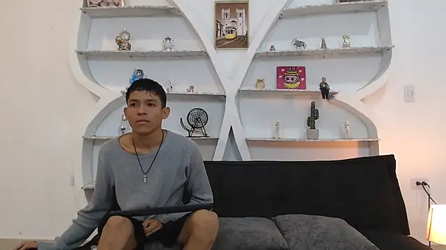 BEAUTY BOYS1 online show from December 4, 7:06 am