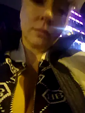 NADINNNE online show from December 5, 8:16 pm