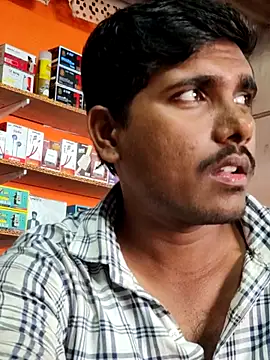 Snapshot of Markroco696 chatting on October 25, 4:31 am Markroco696 online show from October 25, 4:31 am