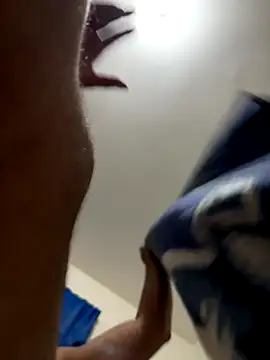 Snapshot of vergeta19 chatting on October 1, 4:29 am vergeta19 online show from October 1, 4:29 am